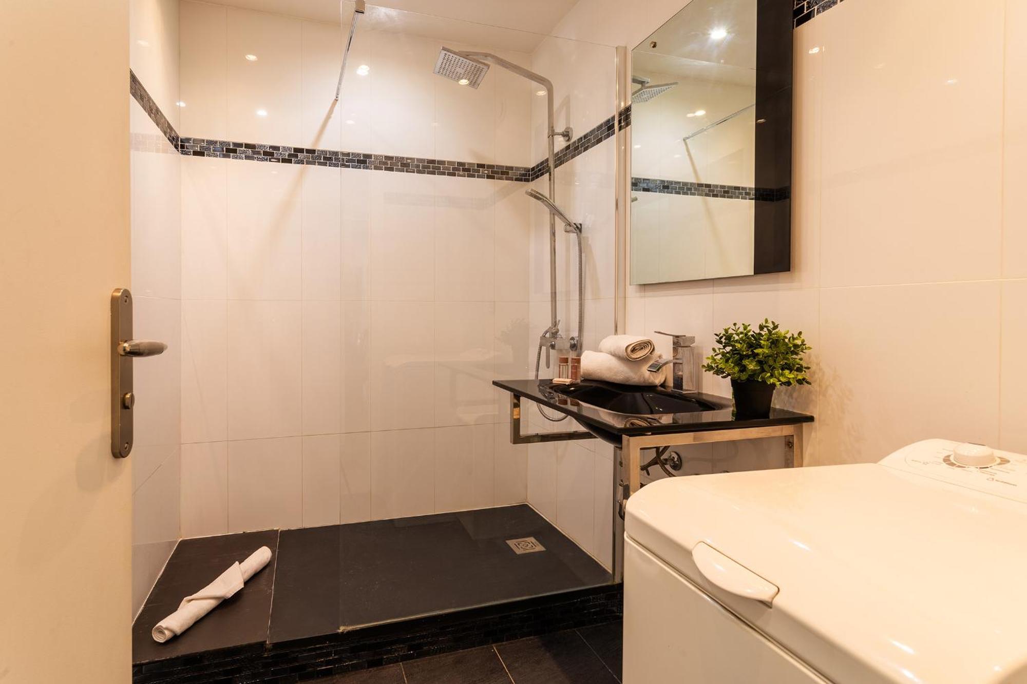 Massenet View Ap4168 Nice, By Riviera Holiday Homes Luaran gambar